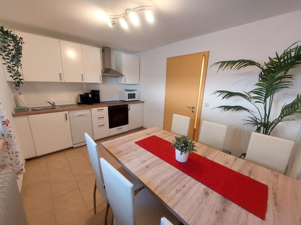 Gaestehaus U Ferienwohnungen Veronika Incl Fruehstuecksbuffet Und Koenigscard Mit 200 Kostenlosen Attraktionen Unterammergau Exteriör bild